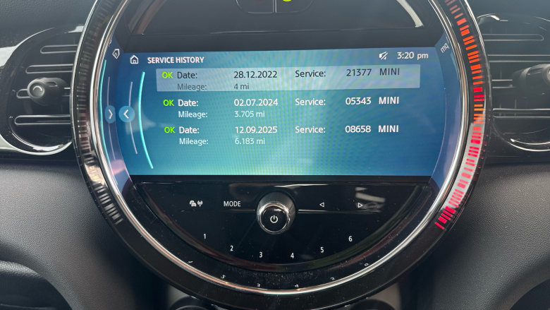 MINI Hatchback 1.5 Cooper Classic 3dr Auto Petrol Hatchback